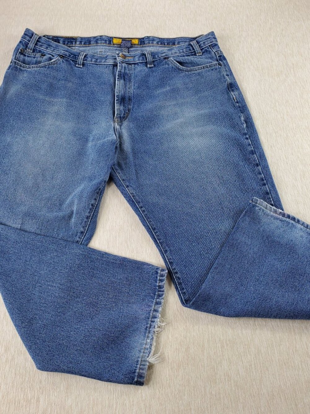 Real Ranch Premium Men's Blue Jeans Size 44x30 Lower Rise Relax Fit Straight Leg